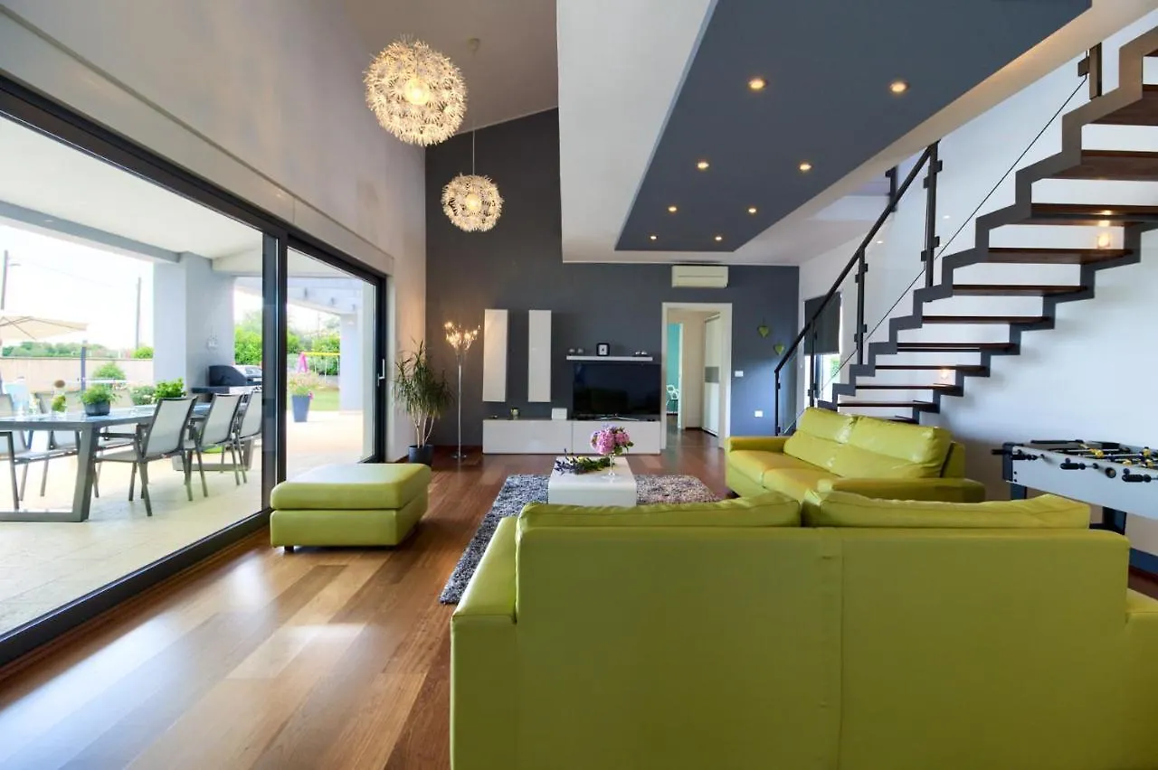 Beautiful Villa Eva With Private Pool Near The Beach Sisan 0*,  Croatia
