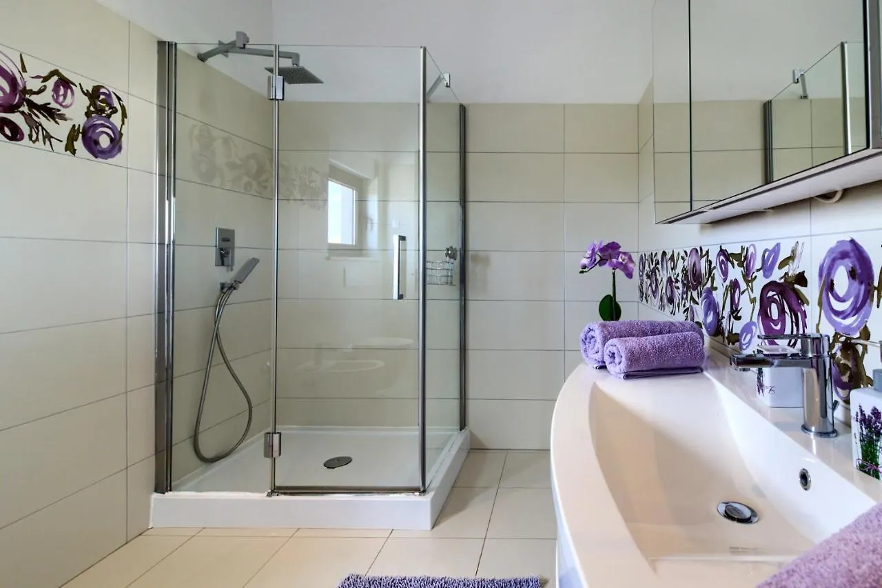 Beautiful Villa Eva With Private Pool Near The Beach Sisan