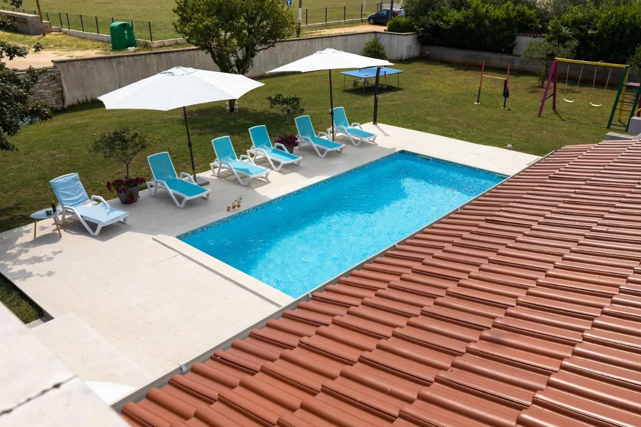 Beautiful Villa Eva With Private Pool Near The Beach Sisan