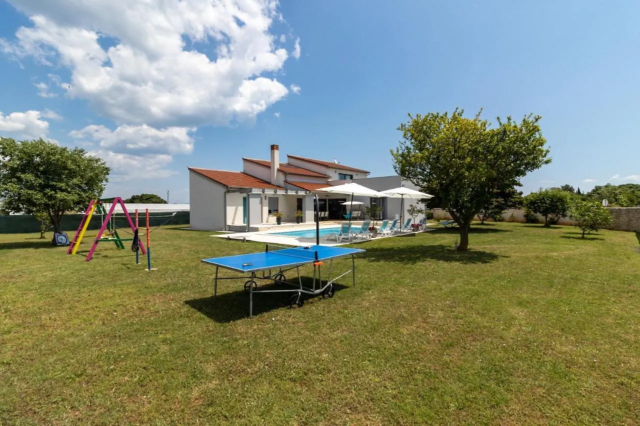 Beautiful Villa Eva With Private Pool Near The Beach Sisan Croatia