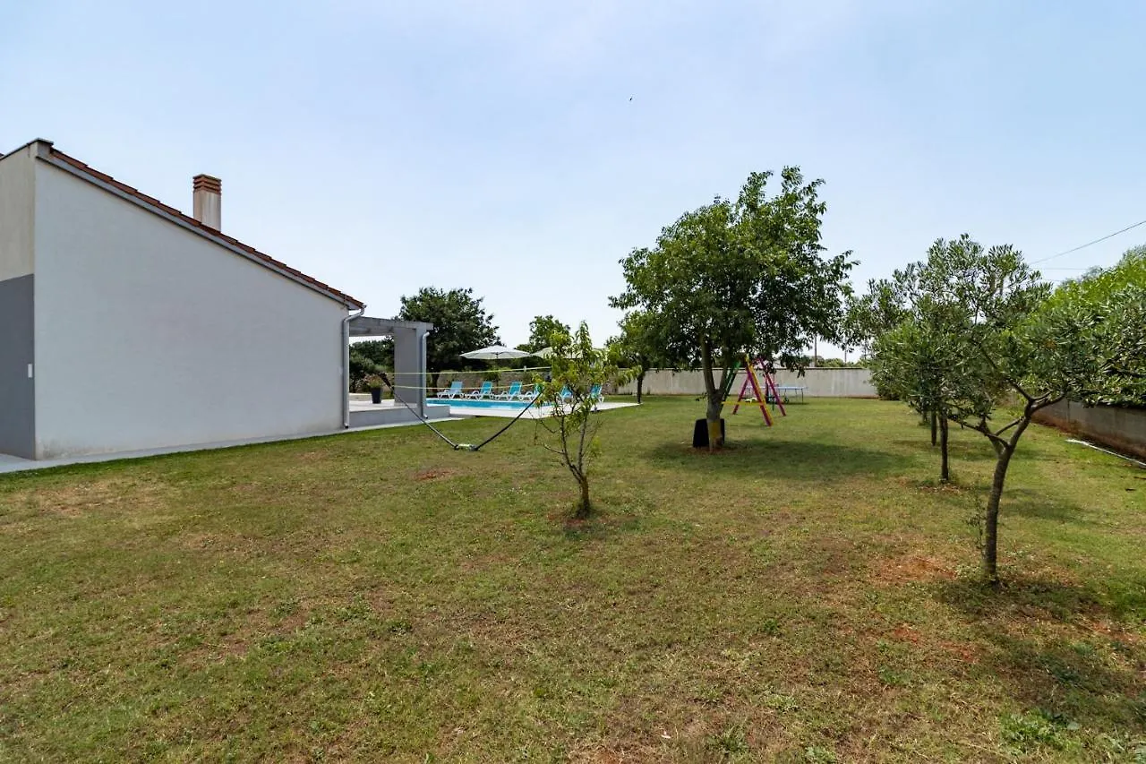 Beautiful Villa Eva With Private Pool Near The Beach Sisan Croatia