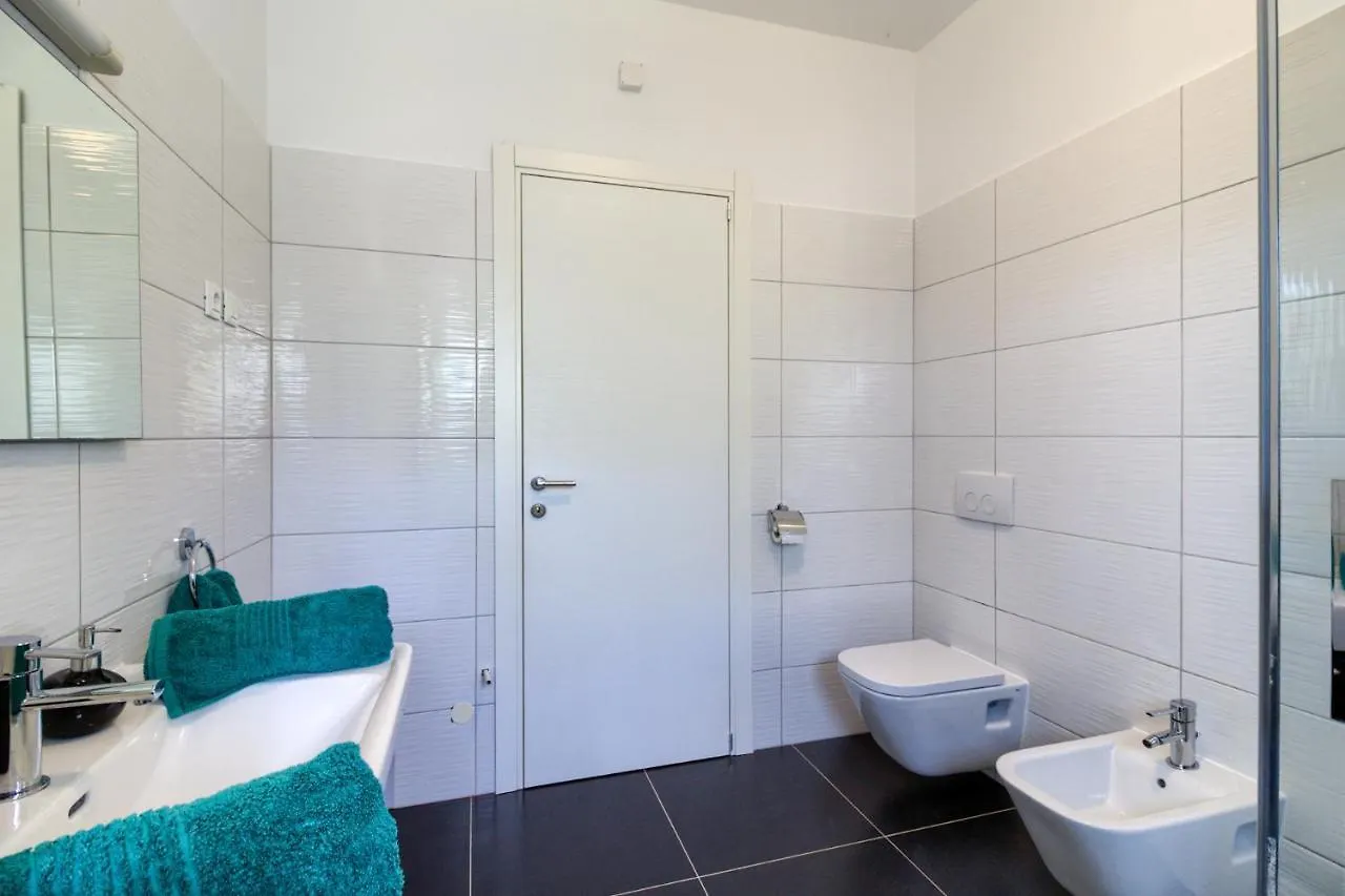Beautiful Villa Eva With Private Pool Near The Beach Sisan 0*,